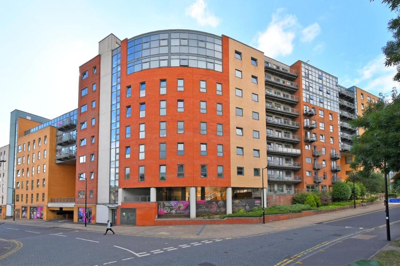 City Centre Modern Studio Apartment - Westone Free Wifi, Gym Access, Netflix Sheffield Extérieur photo